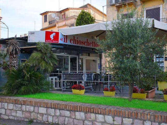 Locale Commerciale in vendita a Roma Capitale, Lazio