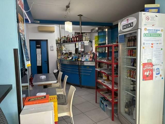 Locale Commerciale in vendita a San Fermo, Fiorano Al Serio