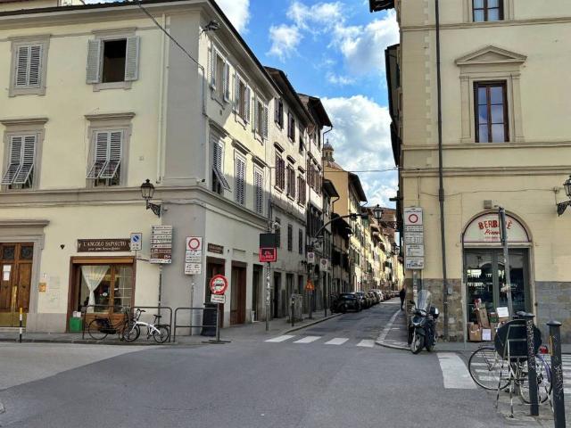Locale Commerciale in vendita a Quartiere 1, Firenze