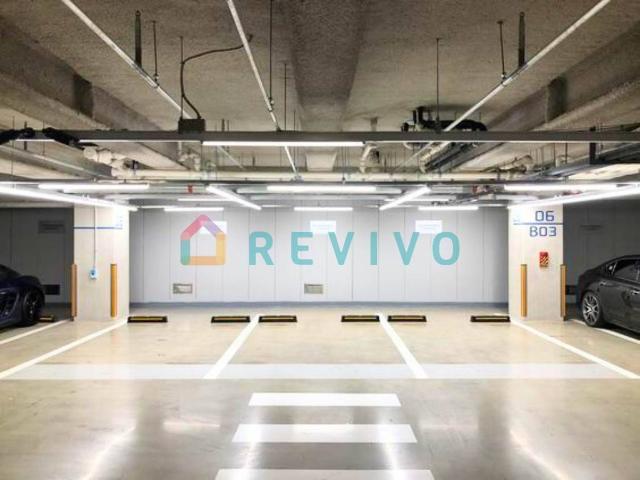 Locale Commerciale in vendita a Peretola, Firenze