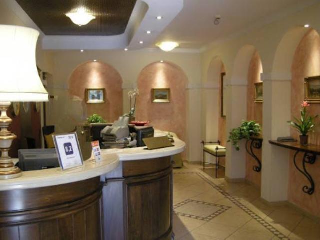 Locale Commerciale in vendita a Scandicci Alto, Scandicci
