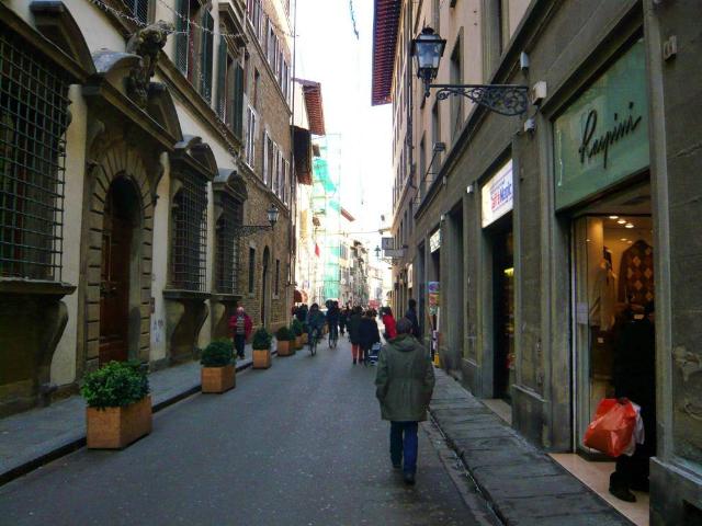 Locale Commerciale in vendita a Quartiere 1, Firenze