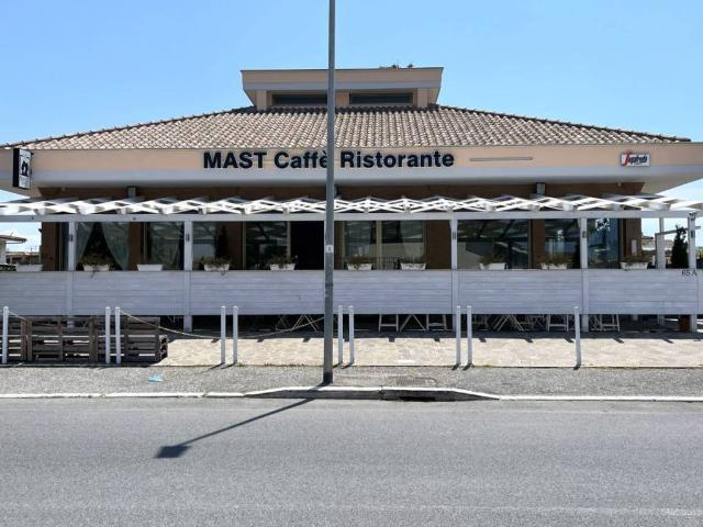 Locale Commerciale in vendita a Roma Capitale, Lazio