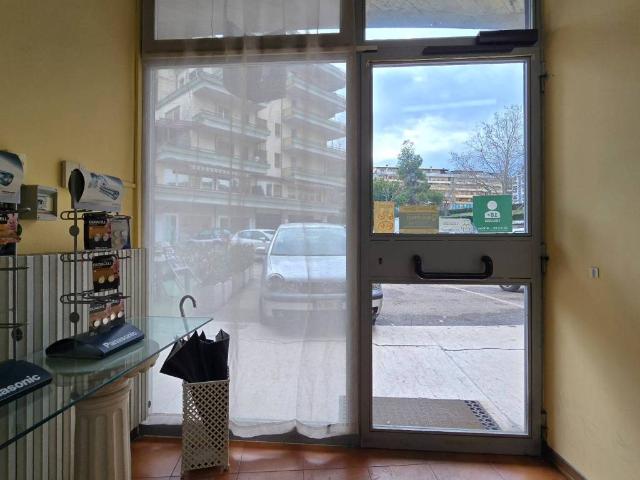 Locale Commerciale in vendita a Marche, Ascoli Piceno