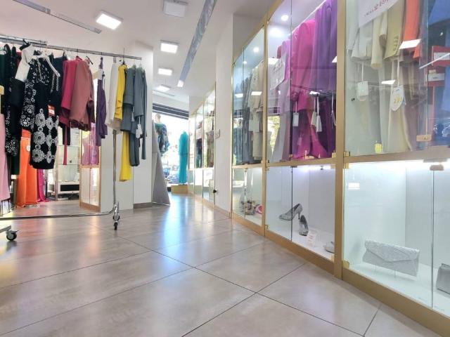 Locale Commerciale in vendita a Guidonia Montecelio, Roma Capitale