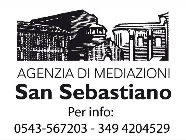 Locale Commerciale in vendita a Unione di Comuni della Romagna Forlivese, Quattro