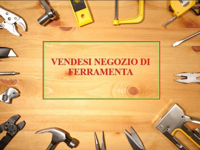Locale Commerciale in vendita a Unione di Comuni della Romagna Forlivese, Quattro