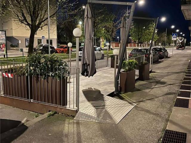 Locale Commerciale in vendita a Piemonte, Cuneo