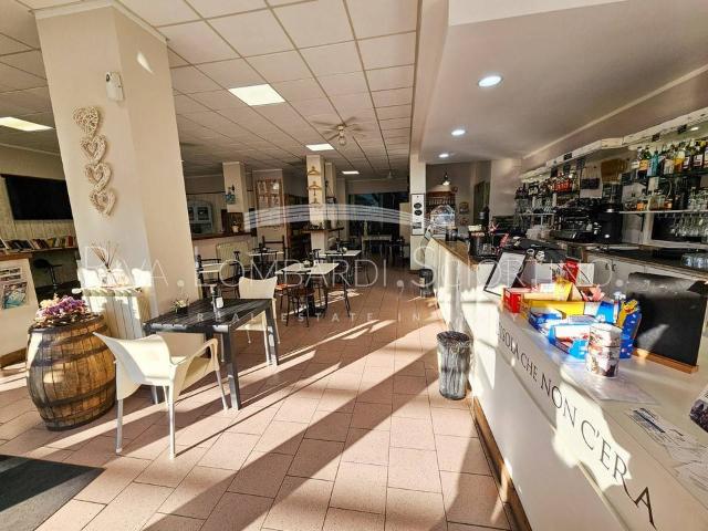 Locale Commerciale in vendita a Piemonte, Alessandria