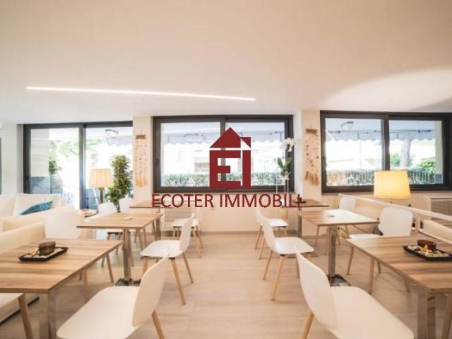 Locale Commerciale in vendita a Gabicce Mare, Pesaro e Urbino