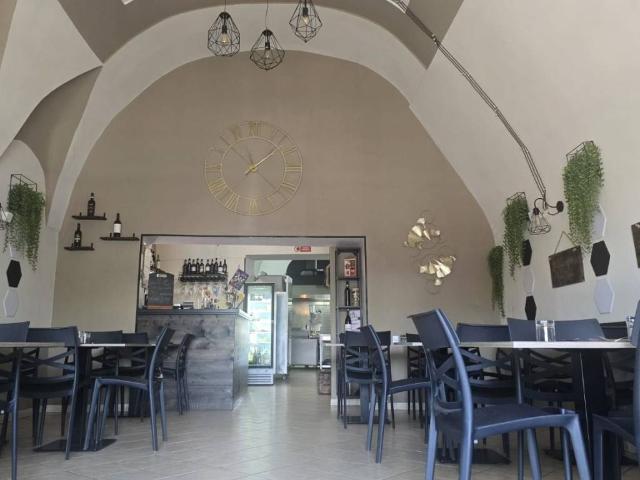 Locale Commerciale in vendita a Gaeta, Lazio