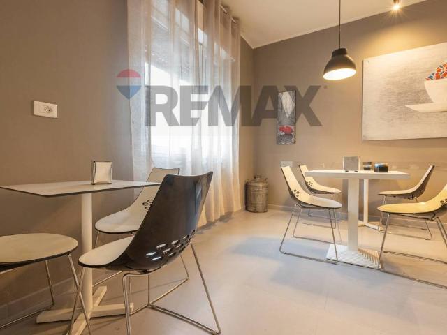 Locale Commerciale in vendita a Ronchi, Gallarate