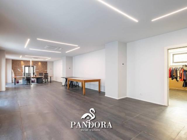 Locale Commerciale in vendita a Arnate, Gallarate