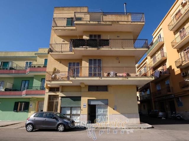Locale Commerciale in vendita a Puglia, Lecce
