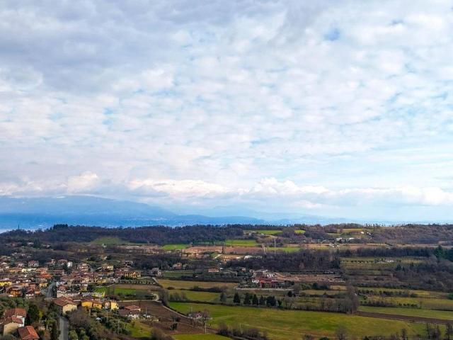 Locale Commerciale in vendita a Comunità montana della Valle Sabbia, Gavardo