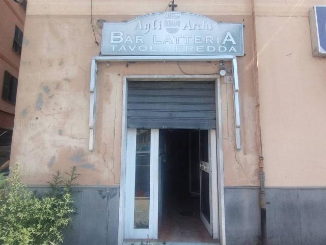 Locale Commerciale in vendita a Bassa Val Bisagno, Serra Riccò