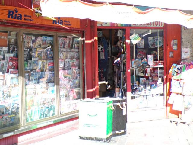 Locale Commerciale in vendita a Ponente, Serra Riccò