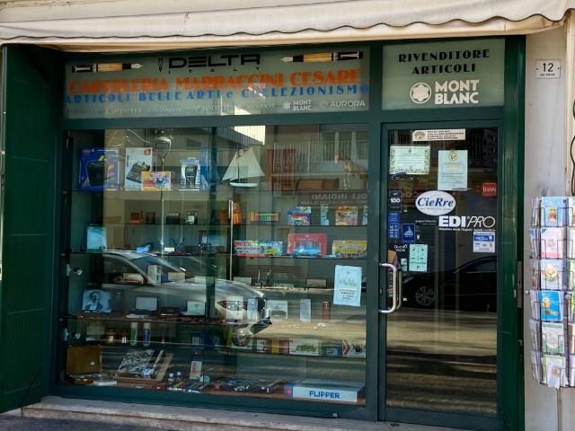 Locale Commerciale in vendita a Giulianova, Abruzzo