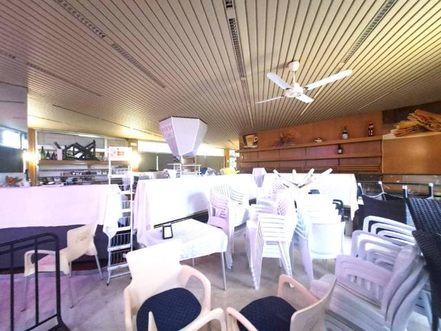 Locale Commerciale in vendita a Grado, Friuli-Venezia Giulia