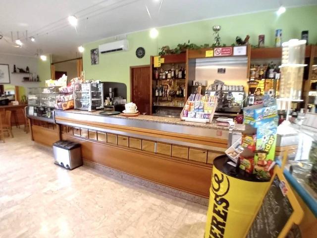 Locale Commerciale in vendita a Piemonte, Cuneo