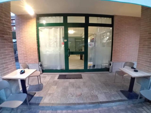Locale Commerciale in vendita a Piemonte, Cuneo