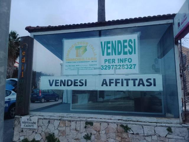 Locale Commerciale in vendita a Puglia, Taranto