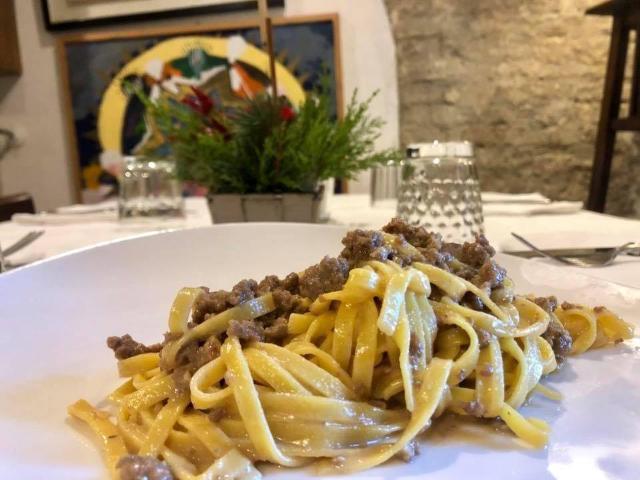 Locale Commerciale in vendita a Marche, Ascoli Piceno