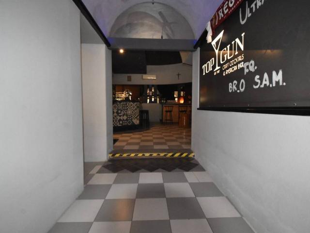 Locale Commerciale in vendita a Bassa Reggiana, Re