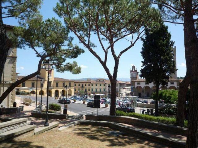 Locale Commerciale in vendita a Impruneta, Toscana