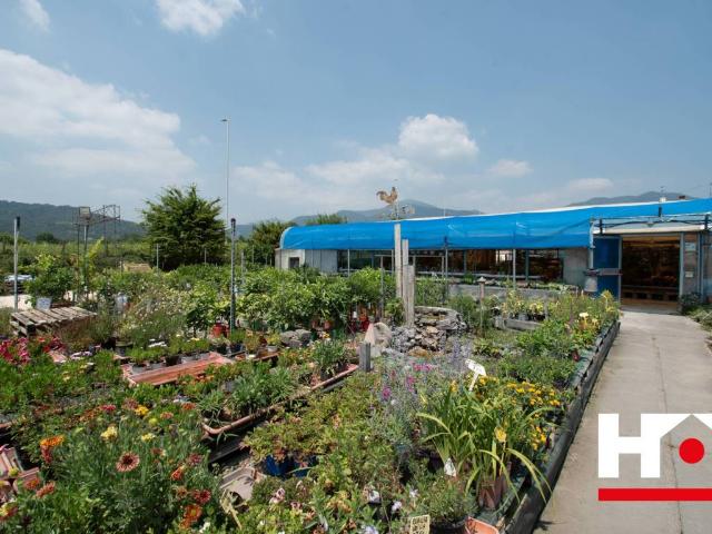 Locale Commerciale in vendita a Comunità montana del Sebino bresciano, Iseo
