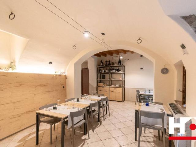 Locale Commerciale in vendita a Comunità montana del Sebino bresciano, Iseo