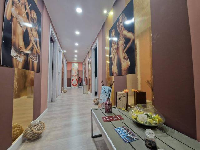 Locale Commerciale in vendita a San Lazzaro, Isernia