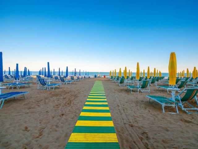 Locale Commerciale in vendita a Jesolo, Veneto