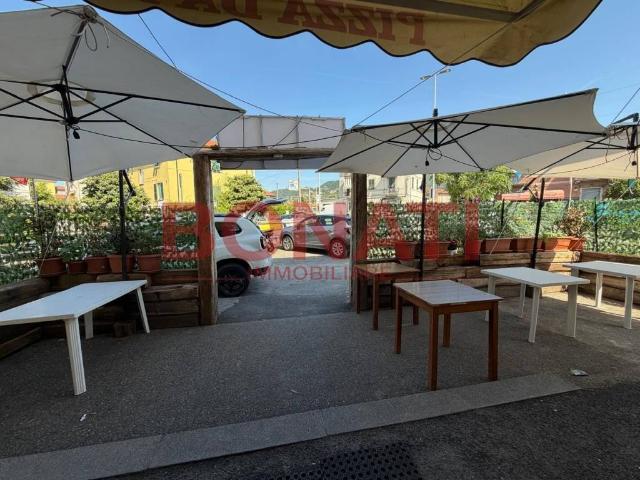 Locale Commerciale in vendita a Bragarina, La Spezia