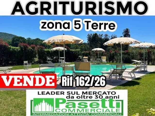 Locale Commerciale in vendita a Fabiano Alto, La Spezia