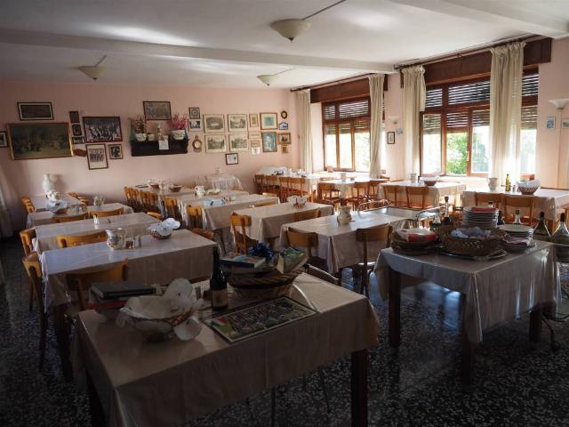 Locale Commerciale in vendita a Unione dei comuni del Frignano, Lama Mocogno