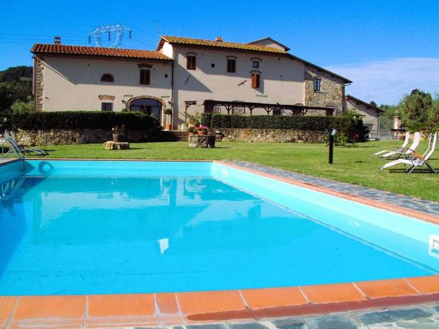 Locale Commerciale in vendita a Calcinaia, Lastra A Signa