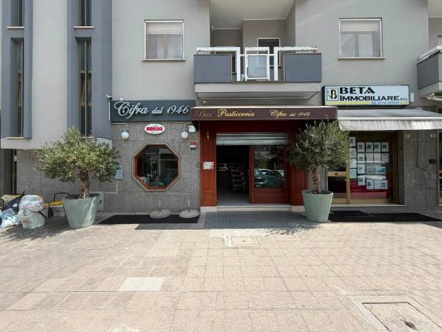 Locale Commerciale in vendita a Isonzo, Latina