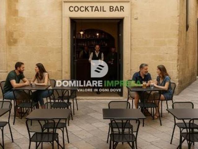 Locale Commerciale in vendita a Puglia, Lecce