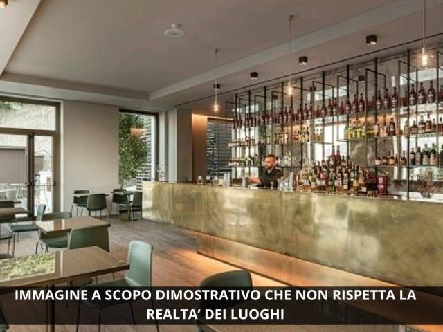 Locale Commerciale in vendita a Puglia, Lecce