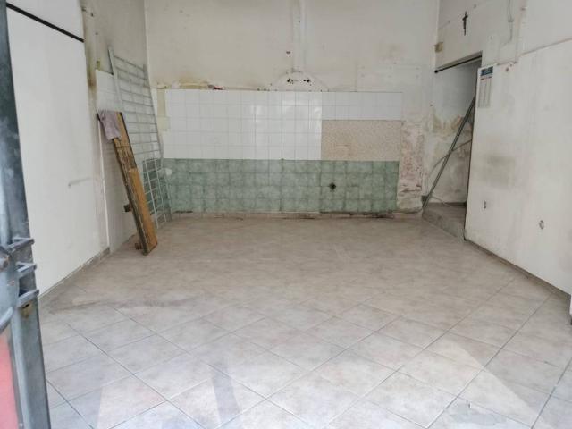 Locale Commerciale in vendita a Lentini, Sicilia