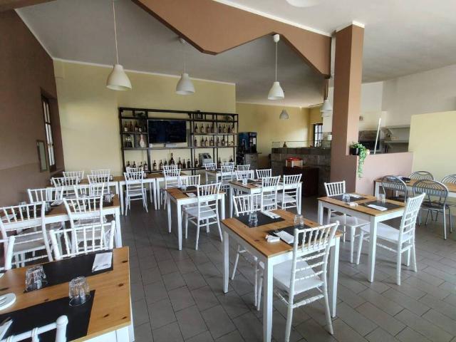 Locale Commerciale in vendita a Levate, Lombardia