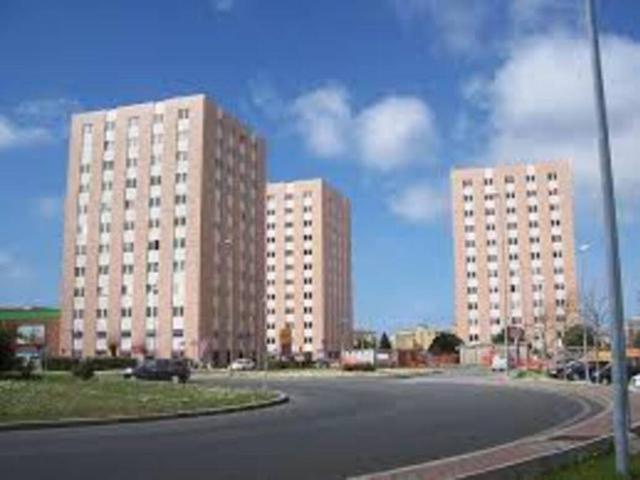 Locale Commerciale in vendita a Livorno