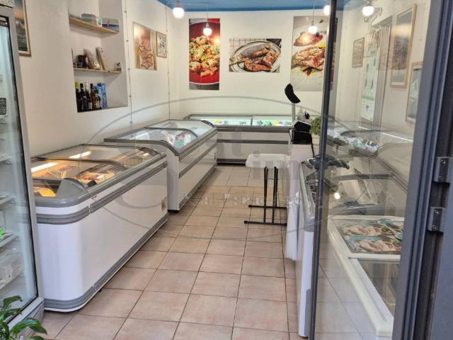 Locale Commerciale in vendita a Livorno