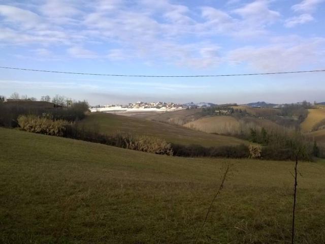 Locale Commerciale in vendita a Lu e Cuccaro Monferrato, Piemonte