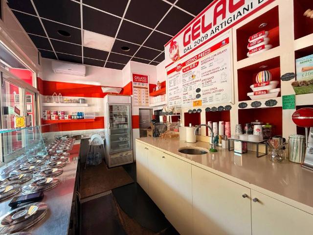 Locale Commerciale in vendita a Luzzana, Lombardia