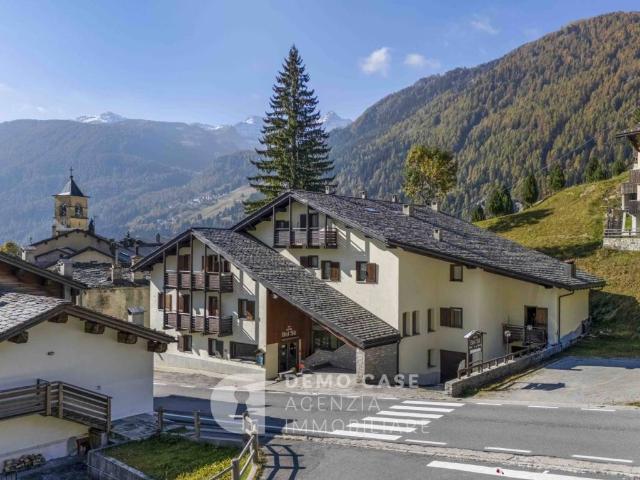 Locale Commerciale in vendita a Comunità montana della Valchiavenna, Madesimo