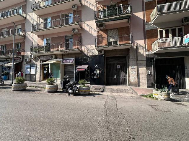 Locale Commerciale in vendita a Marano Di Napoli, Campania