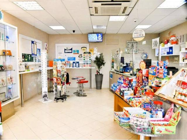 Locale Commerciale in vendita a Marsala, Sicilia