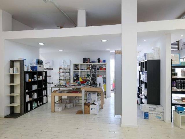 Locale Commerciale in vendita a Martinengo, Lombardia